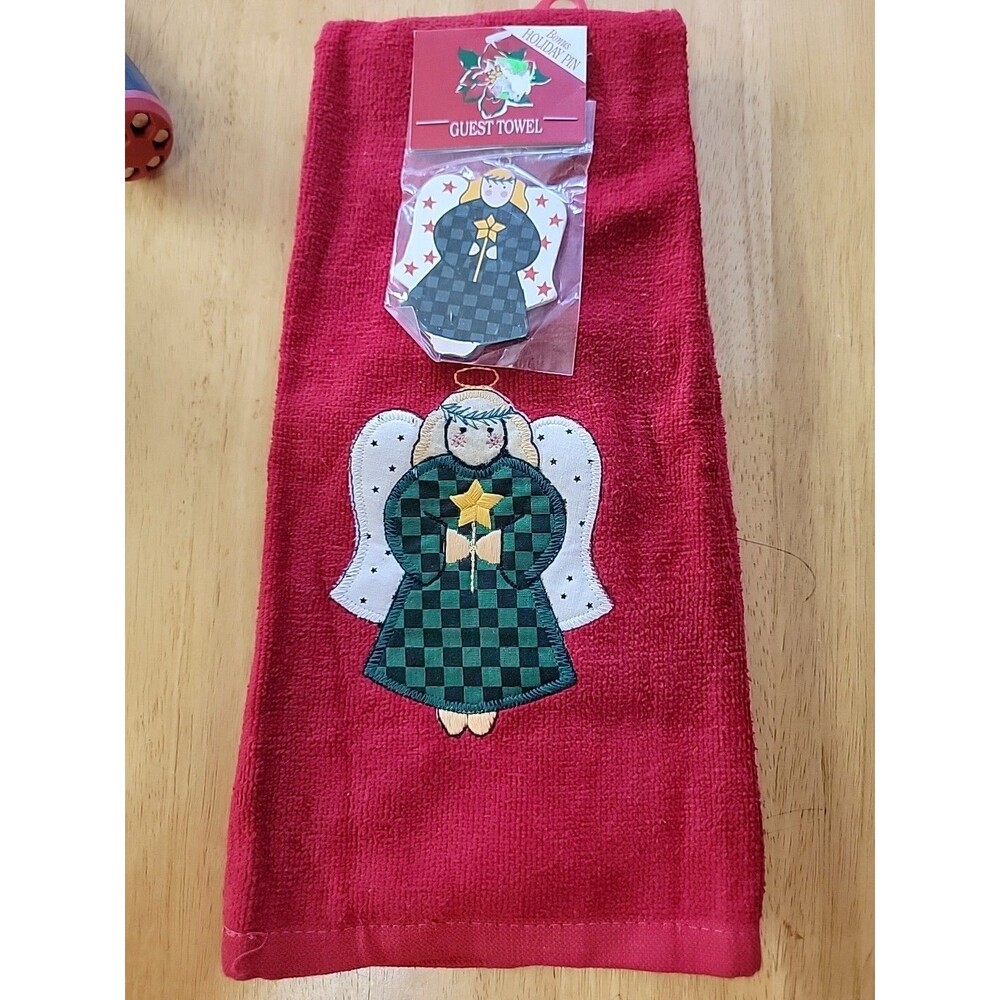 Christmas Hand Towel Embroidered Red Guest ANGLE WITH STARE W/ PIN VIntage